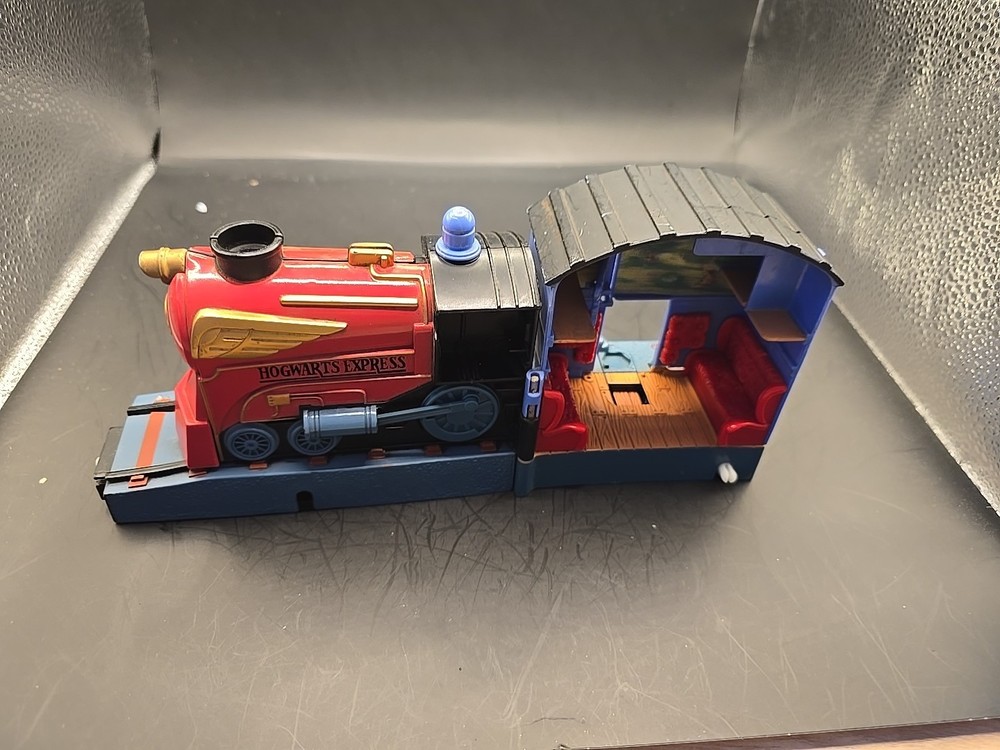 Polly Pocket Harry Potter Hogwarts Express Train
