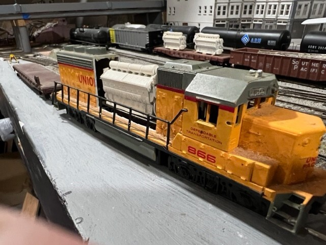 HO scale EMD 710 - 16cyl