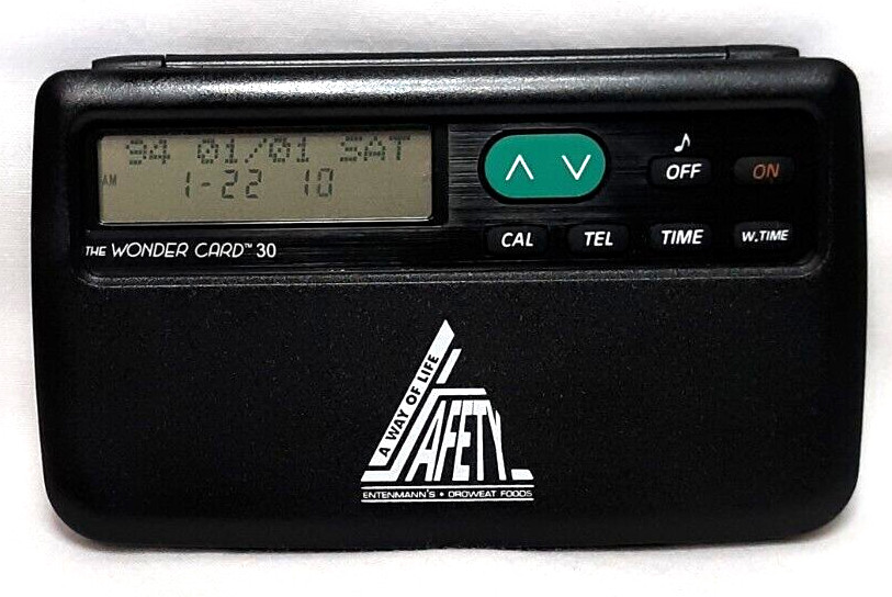 Vintage Electronic Organizer & Energizer CR2032 Battery