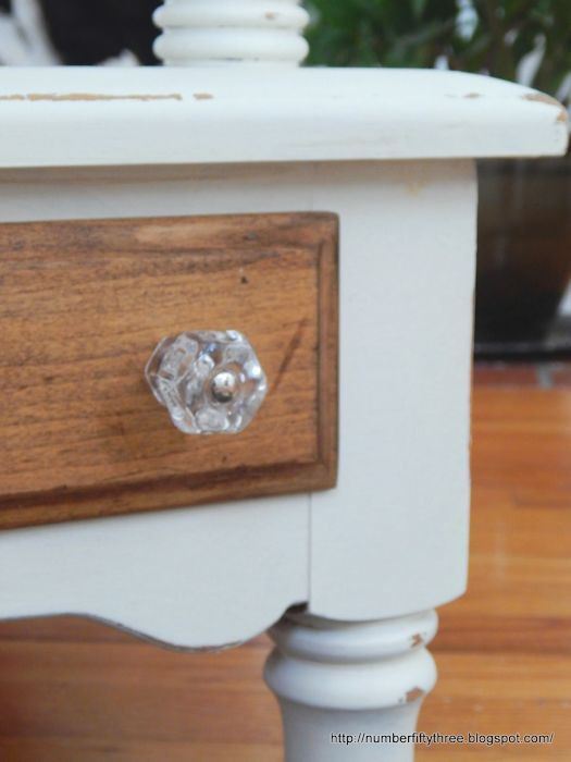 1" Antique Glass Knob Clear