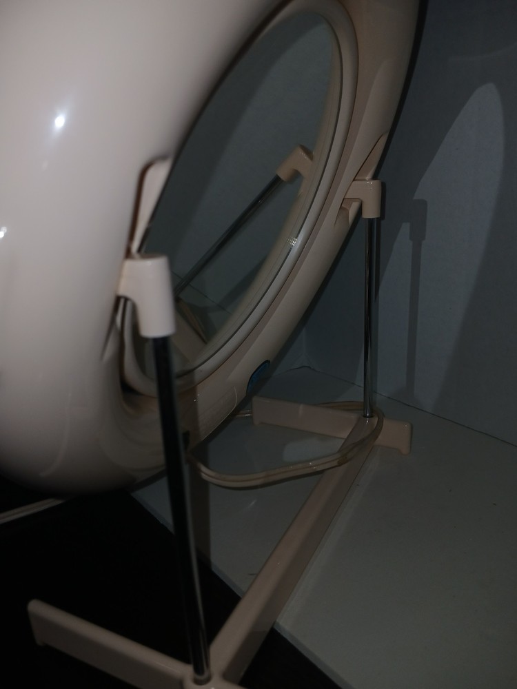 Pre-Owned Vintage Clairol 2-Sided Lighted Tabletop Vanity Makeup Mirror