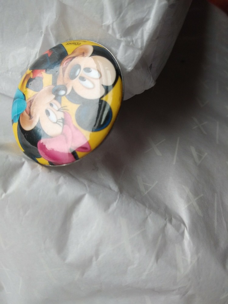 Disney Mickey Mouse & Minnie Mouse Pinback Button