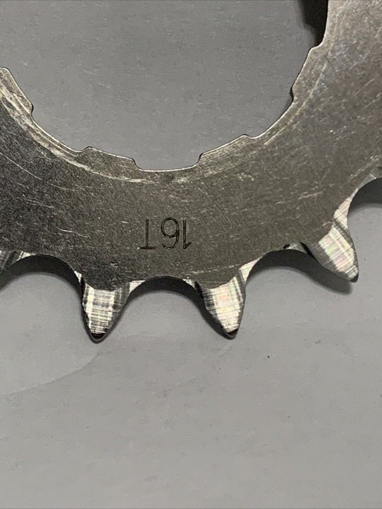 REDLINE FLIGHT TITANIUM COG 16t NOS