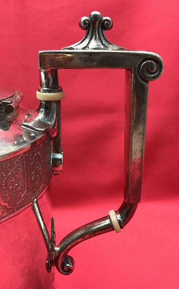 2 Pc Silverplated TEAPOT & COVERED WASTE Reed & Barton #2940