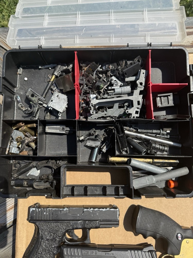 Large co2 powered BB gun lot (please read description)