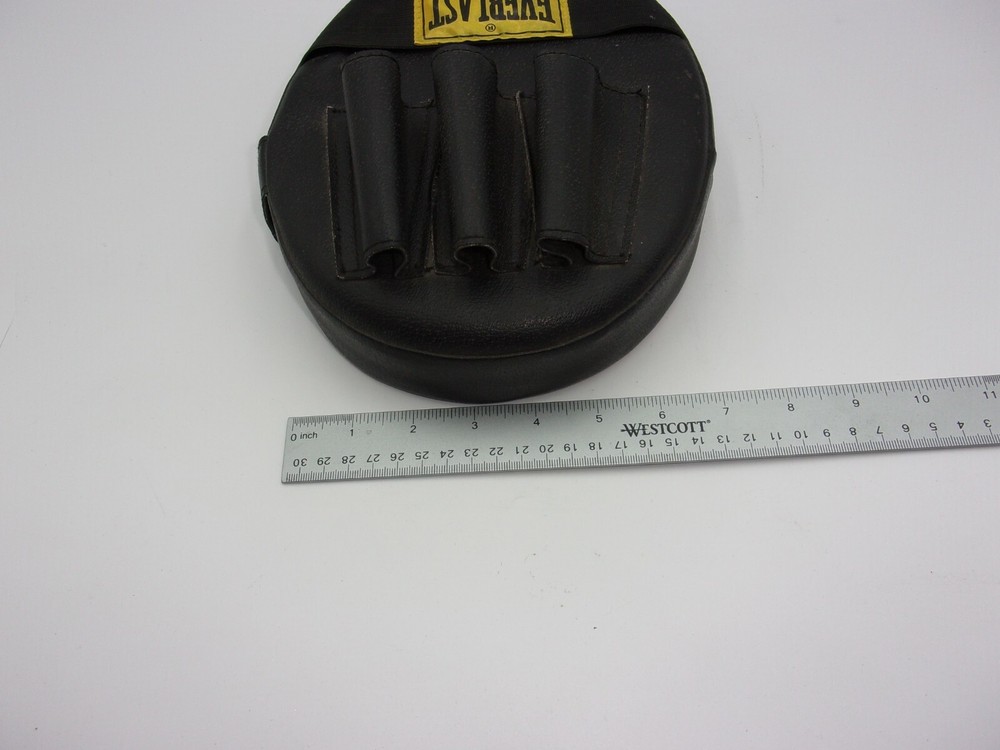 Everlast punching training mitt pad #4316 MMA Training