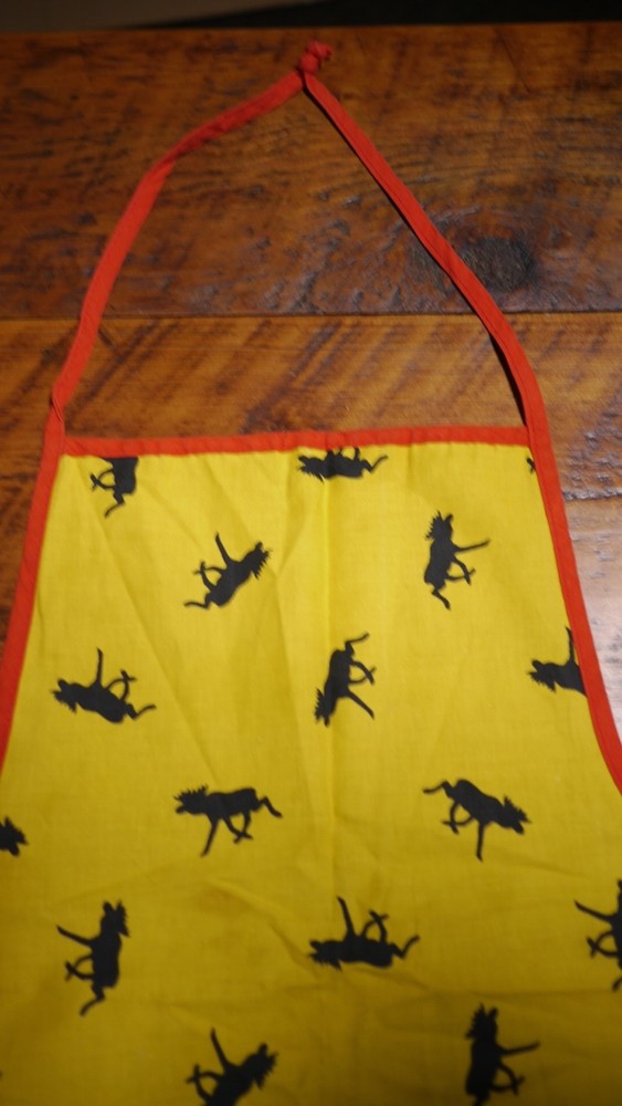 Vintage MOOSE Pattern Yellow Orange Black Cooking Baking Chefs BBQ Apron