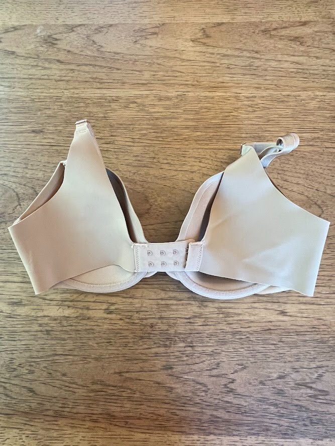 SOMA Solid Warm Amber 42C Vanishing 360 Perfect Coverage Light Lined Bra