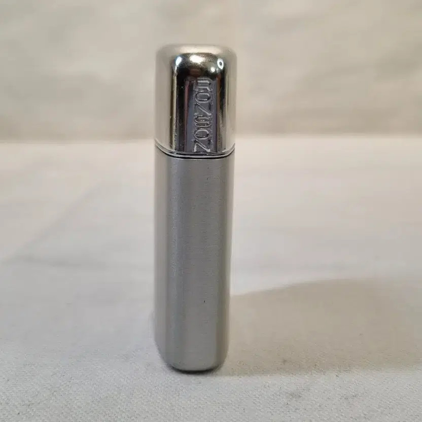 Lonsden Typhoon Oil Lighter 2