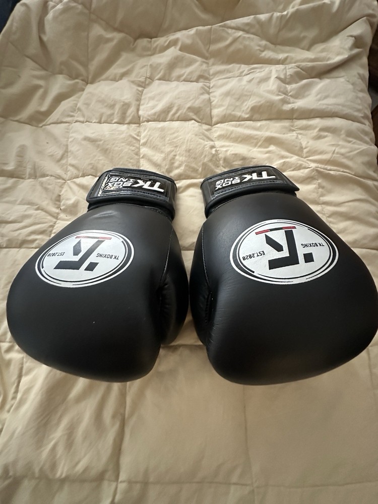 TK Boxing training Gloves - 14oz