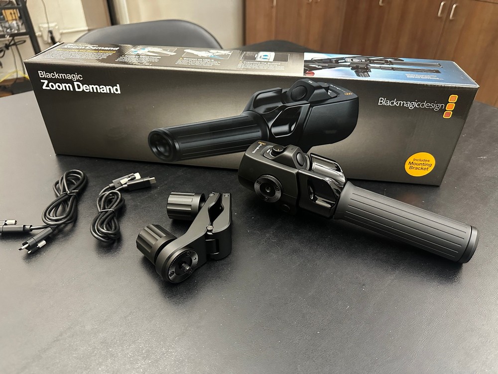 Blackmagic Design Zoom Demand ( For the Blackmagic studio cameras)