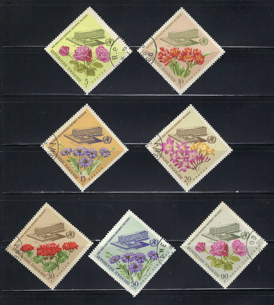 FLOWES- TALISMAN ROSES.- {7} TOGO 1966