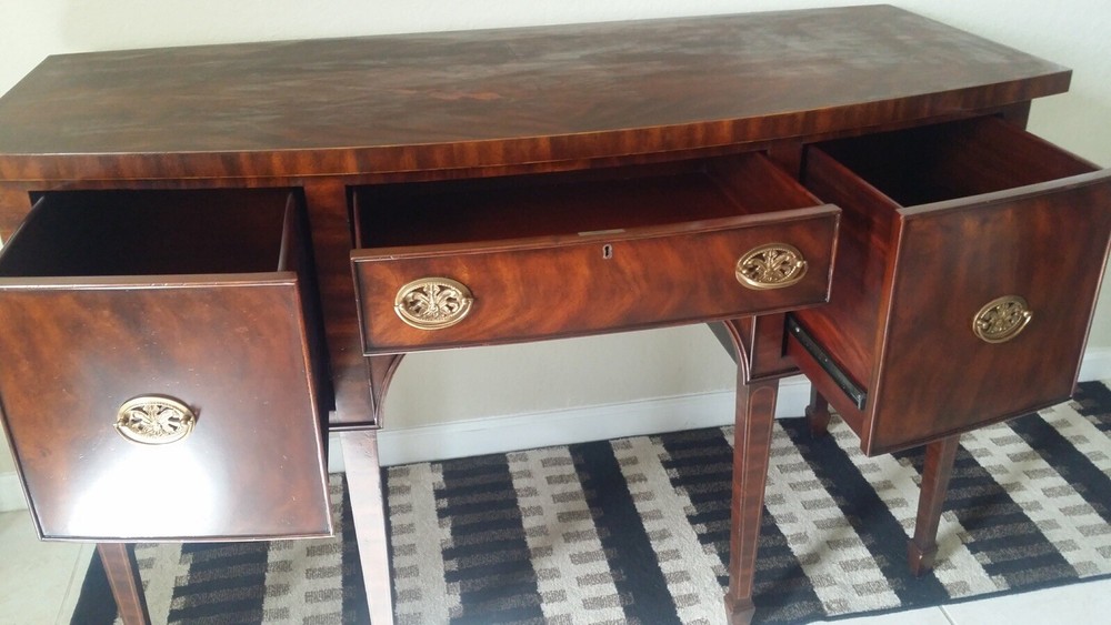 46373EC: MAITLAND SMITH Bowfront Federal Mahogany Sideboard