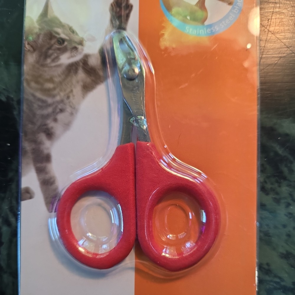 FOUR PAWS MAGIC COAT CAT CLAW CLIPPER - Red