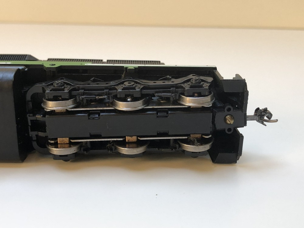 Burlington Northern Model Train Engine 7151 Electric