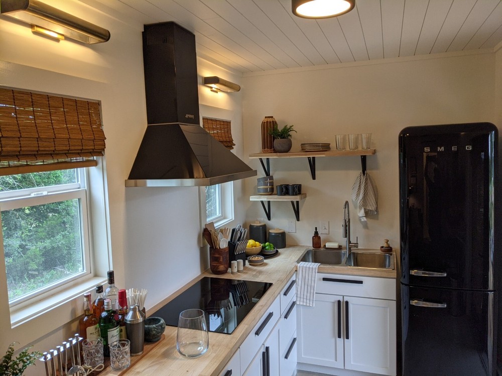 40 ft Shipping Container Home - The Joshua