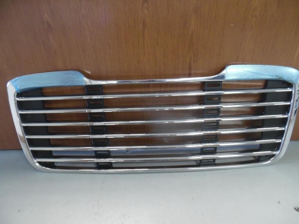 For FREIGHTLINER GRILLE ,  MN