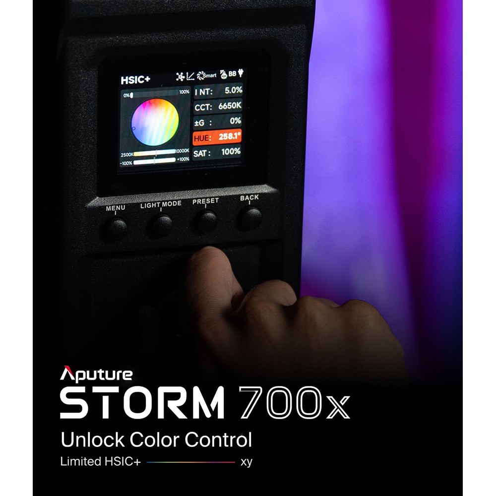 Aputure STORM 700x Tunable White LED Monolight