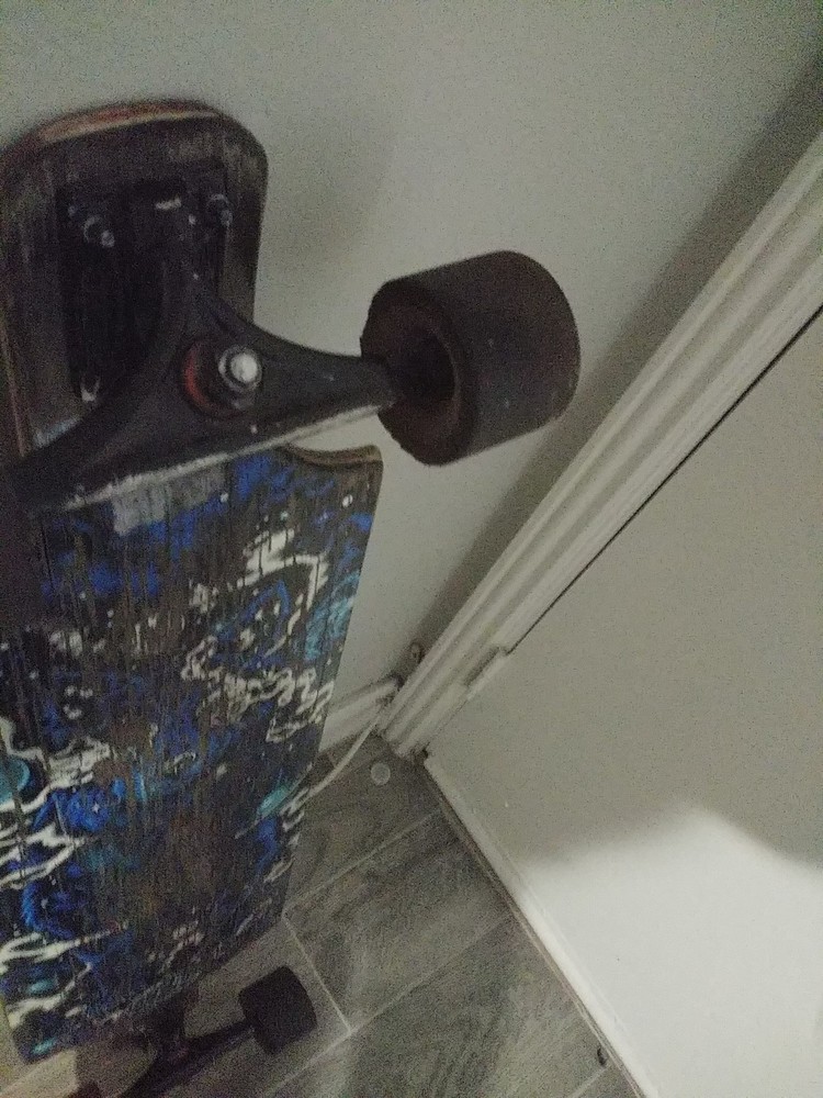 2 longboard skateboards