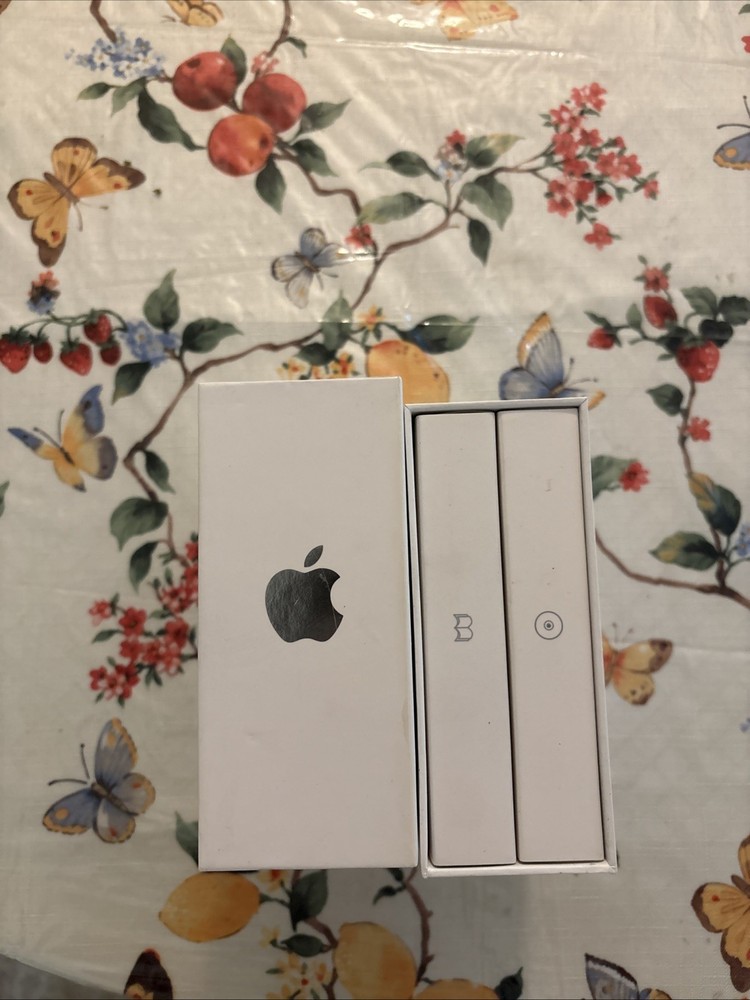 2009 Apple Logic Studio 9 Academic DVD 9 Discs…Includes Serial Key