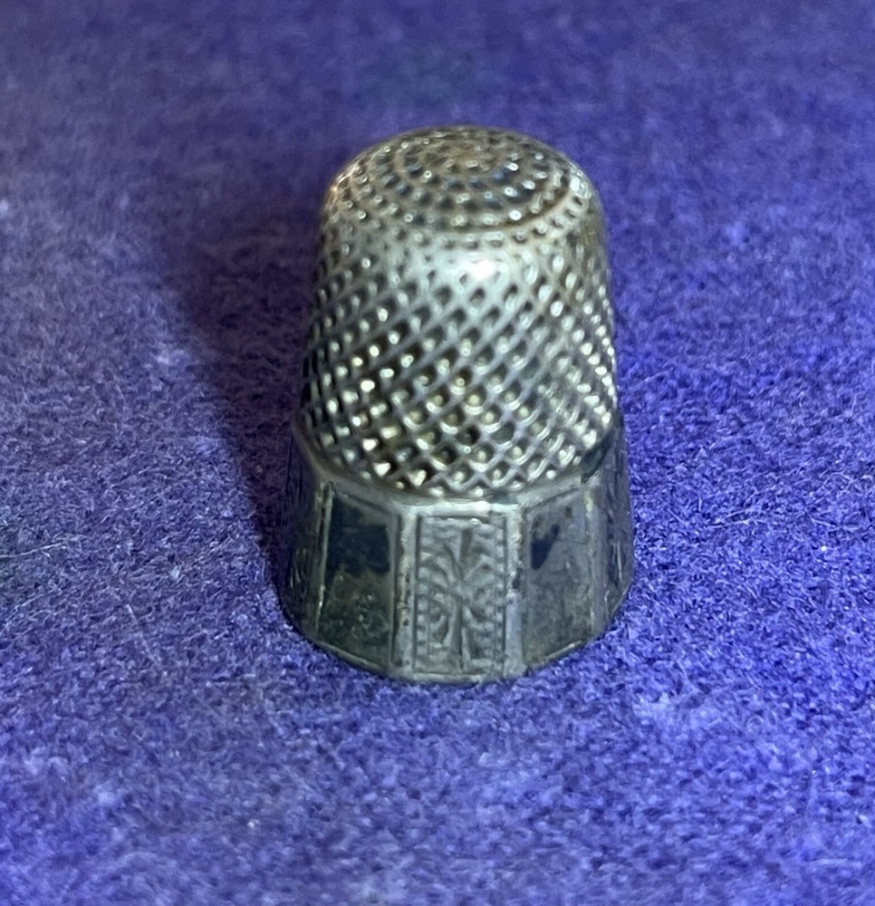 Antique 10 Panel Silver Floral Thimble Size 8