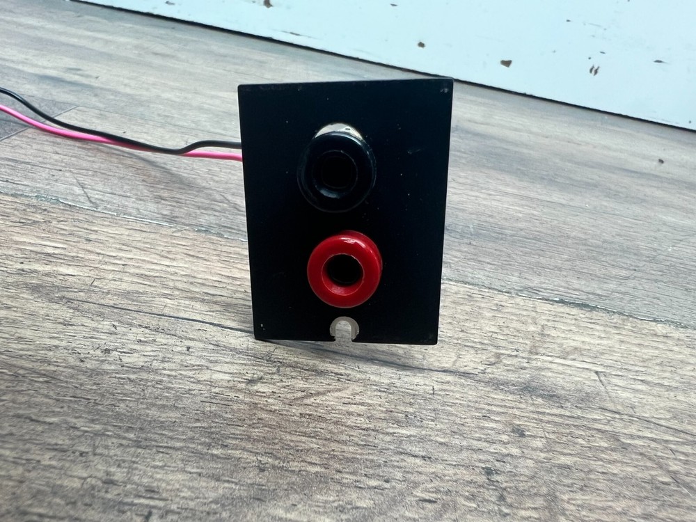 National Instruments NI SCC-FT01 Feed Through Component with connector