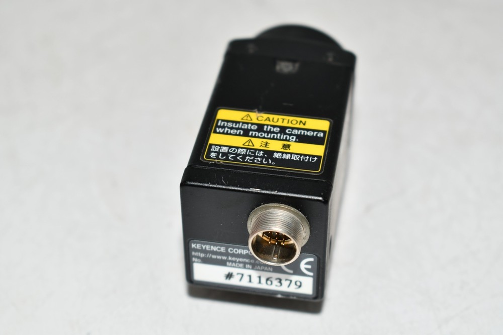 KEYENCE CV-200M CCD Industrial Camera