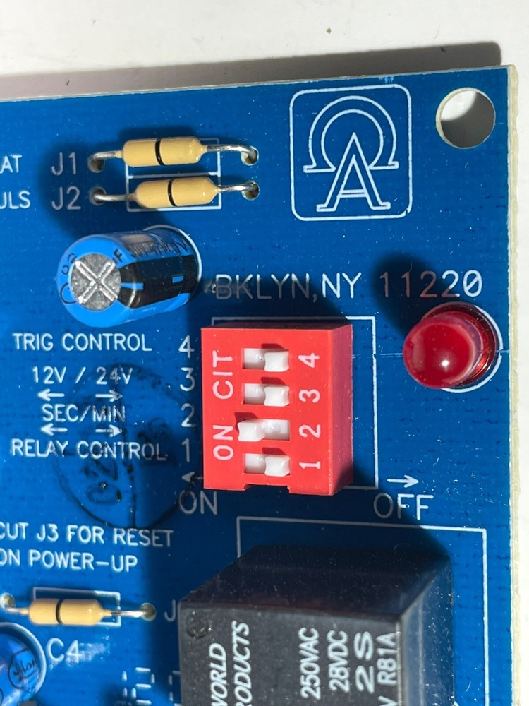 6062 Altronix Multi-Purpose Timer Module 12/24VDC NOS NOB