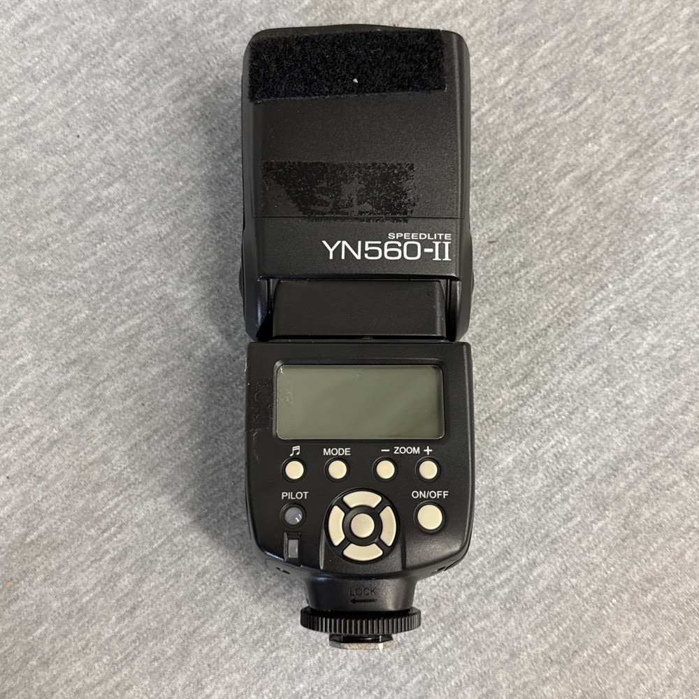 Yongnuo Digital Speedlite YN560-II