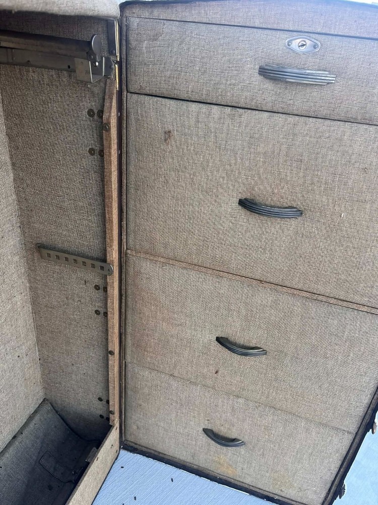 Antique trunk large