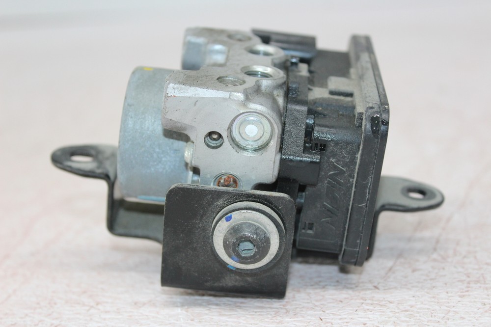 2013 KAWASAKI NINJA 300 EX300A ABS PUMP UNIT MODULE