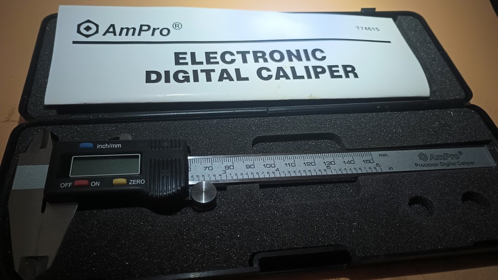 AmPro 6" digital caliper
