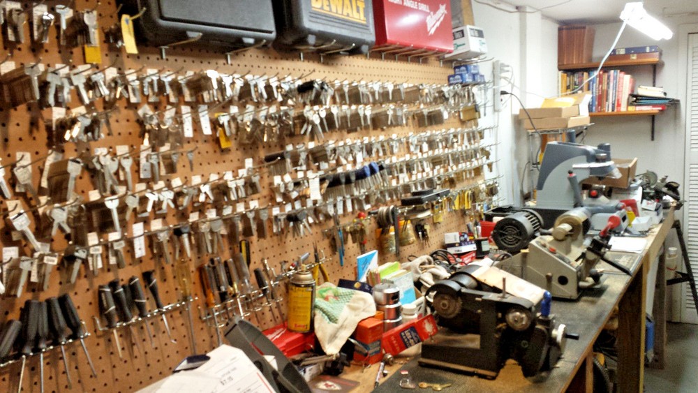 Snap-On-Tool-Box-Replacement-Keys-Cut to Your Specific Code-Locksmith Made-USA