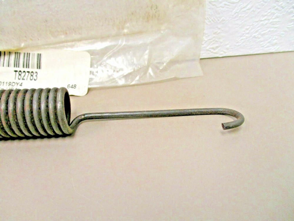 JOHN DEERE T82783 EXTENSION RETURN SPRING