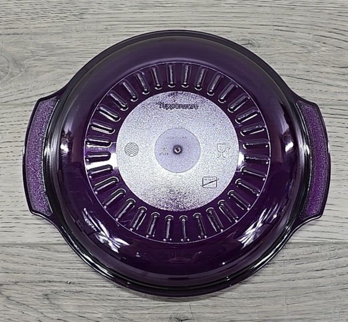 Tupperware TupperWave MealMaker Set Replacement Lid # 2193A-1 - Purple