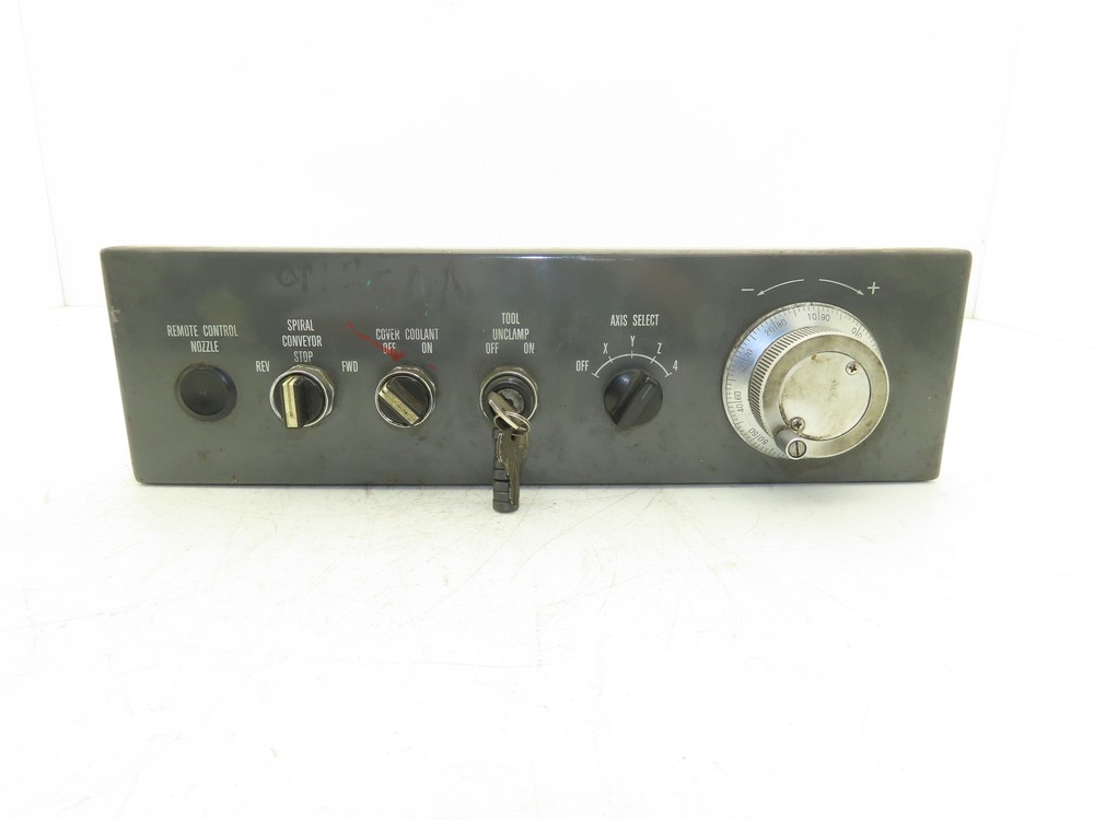 Mitsubishi BN820B358 CNC Spindle Control Panel