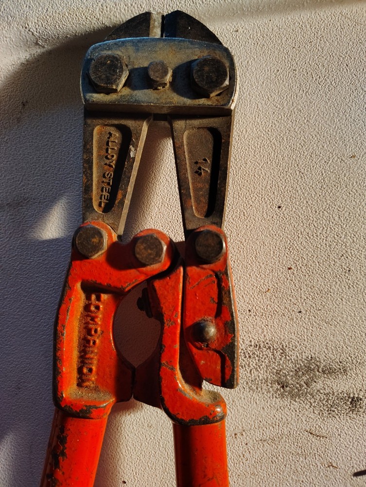 alloy steel bolt cutters