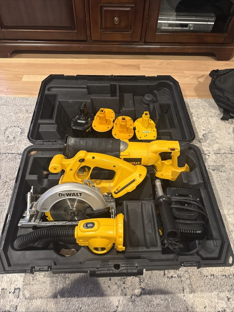 Dewalt 18V Tool Lot/Kit (See Description)