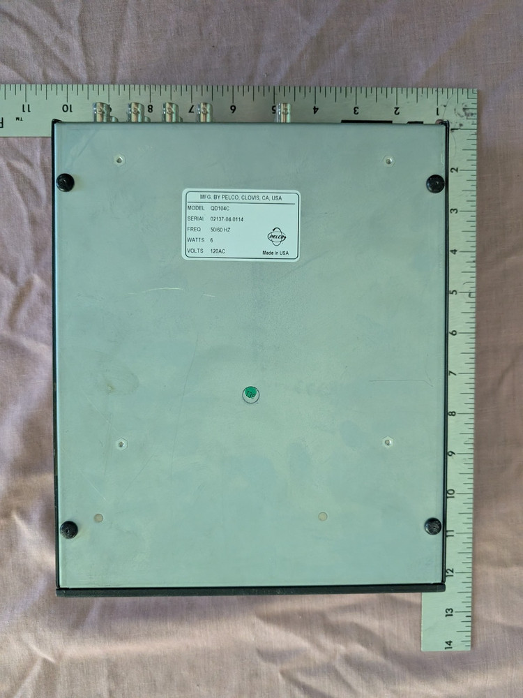 Pelco Color Quad QD104C Selector *No power brick, UNTESTED