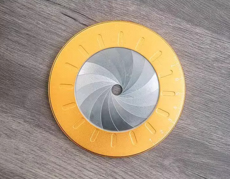 Woodworking drawing tool ruler Rotating telescopic precise circle drawing tool