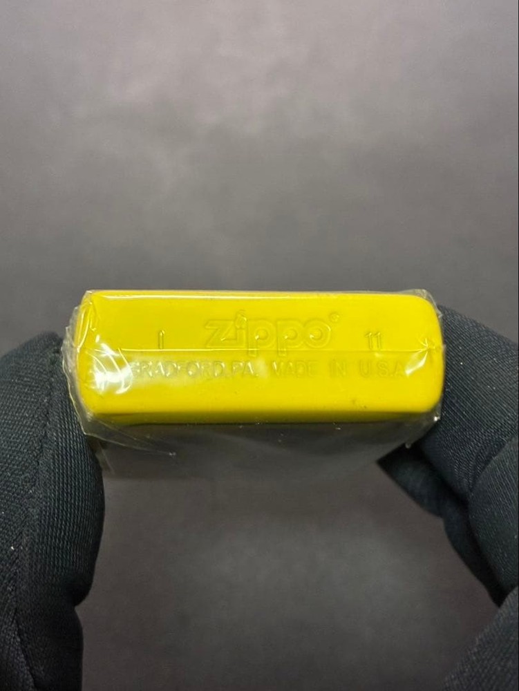 Zippo Hi-Lite Inazuma Menthol Yellow Double Sided Processing Lighter Regular