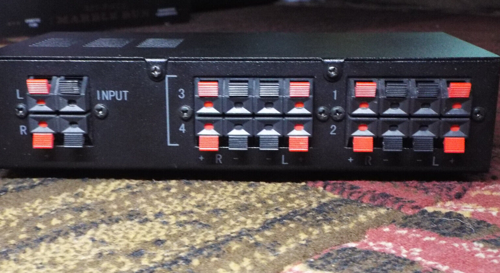 Rocketfish 4 Pair Speaker Selector Stereo RF-SSVC4