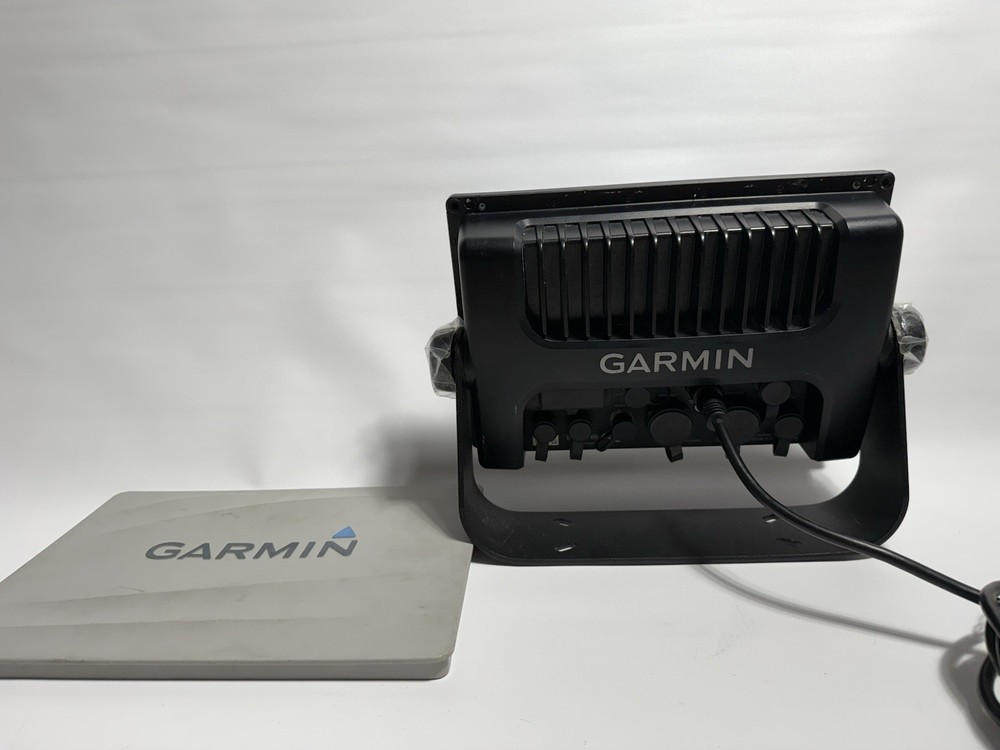 Garmin GPSMap 7610XSV Chartplotter GPS MFD w/Internal CHIRP