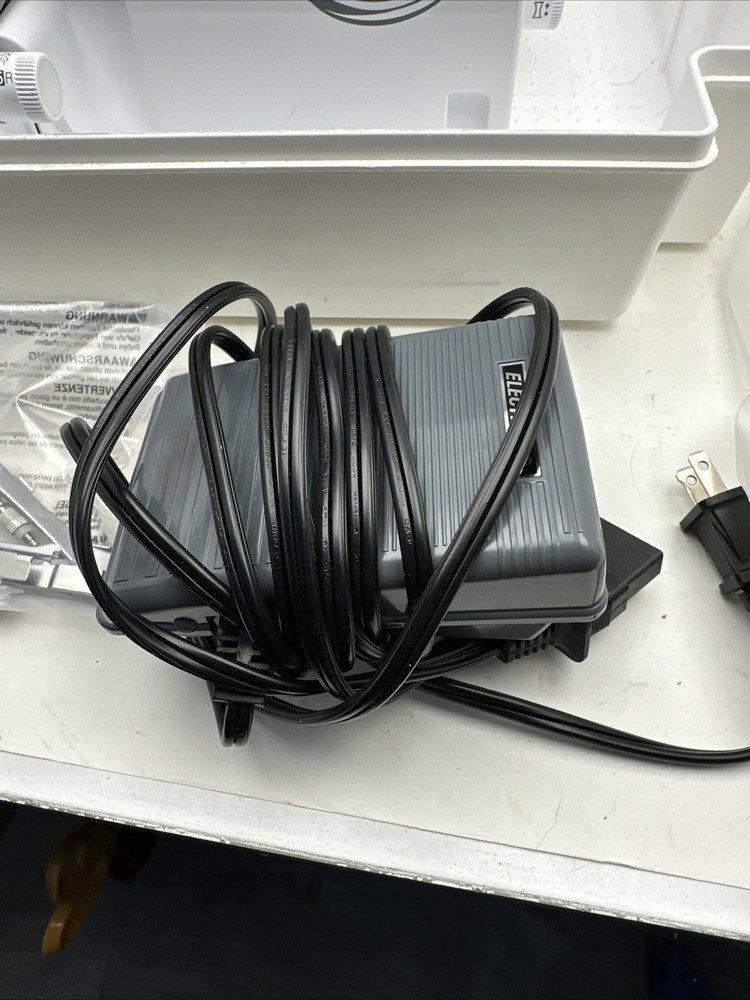 Brother 1034DX Overlock Serger Sewing Machine