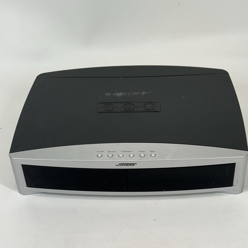 BOSE Model AV3-2-1 III  Media Center