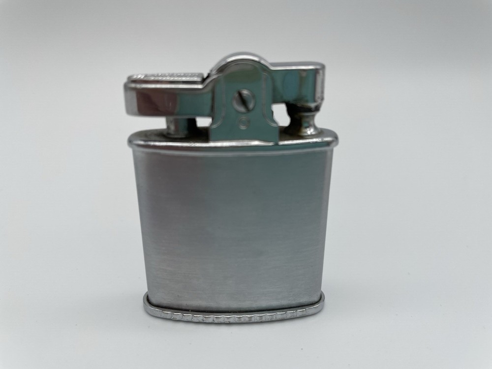 Ronson Princess Lighter Vintage, Pull & Twist Base