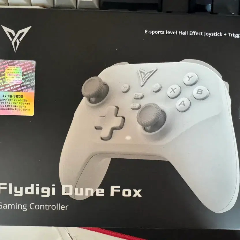 Flydigis Dune Fox Wireless Gamepad for PC Gaming