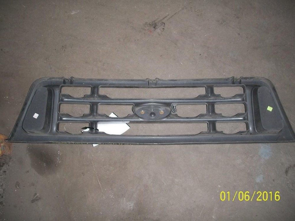 For 2004 FORD E350 GRILLE ,  OH