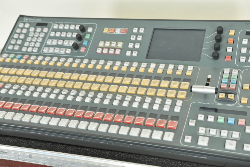 Grass Valley Kayak 2ME CP RC400 Control Panel with Case CG006EC