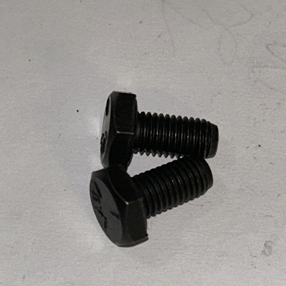 1017 Hex Head Bolt